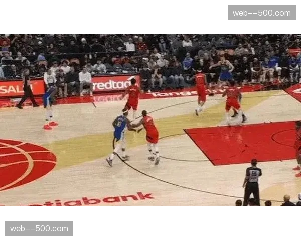 拉贾科维奇快速攻防转换体系 巴恩斯如四分卫般送出精准长传